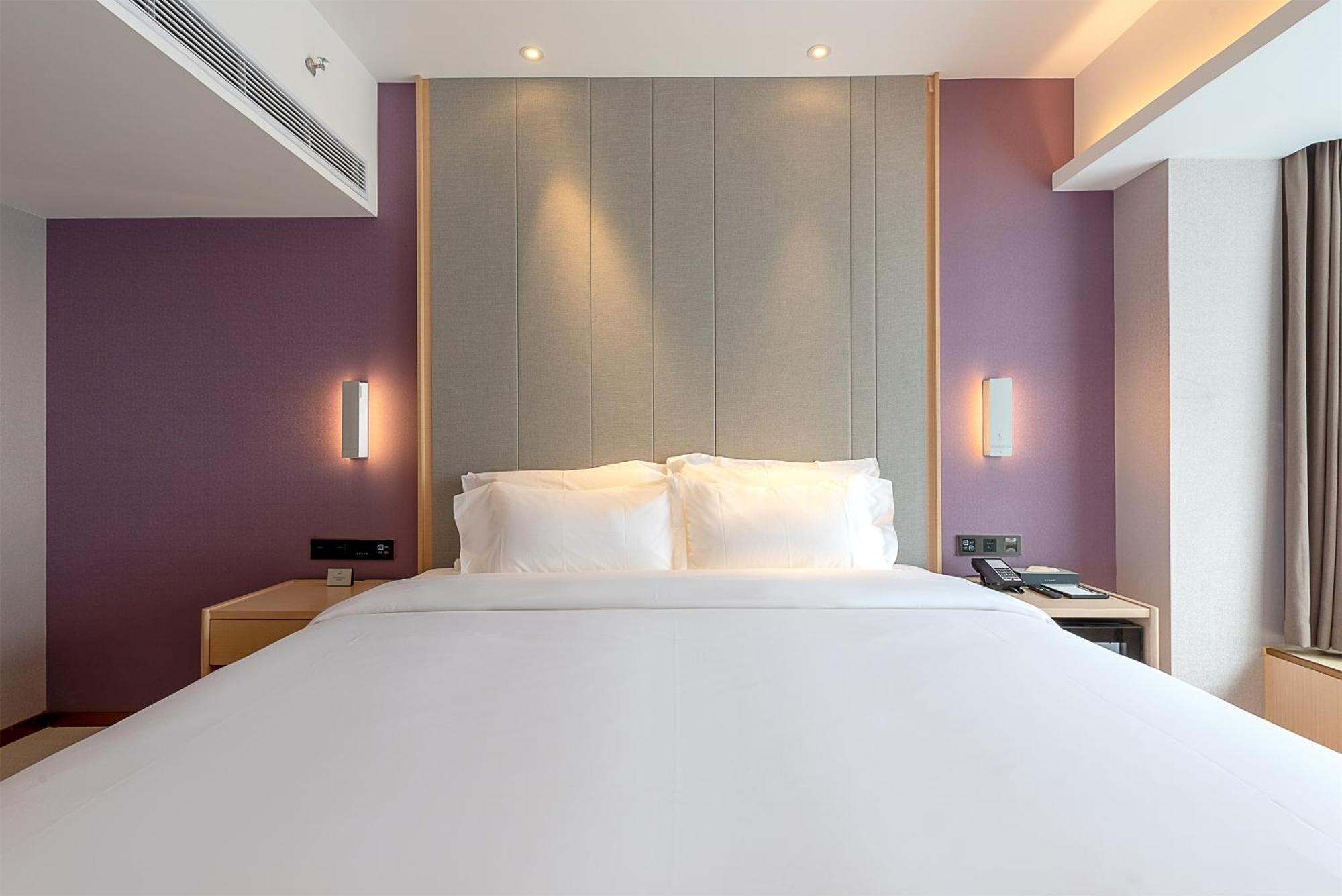 Lavande Hotel Guangzhou Taigucang Shayuan Exterior photo